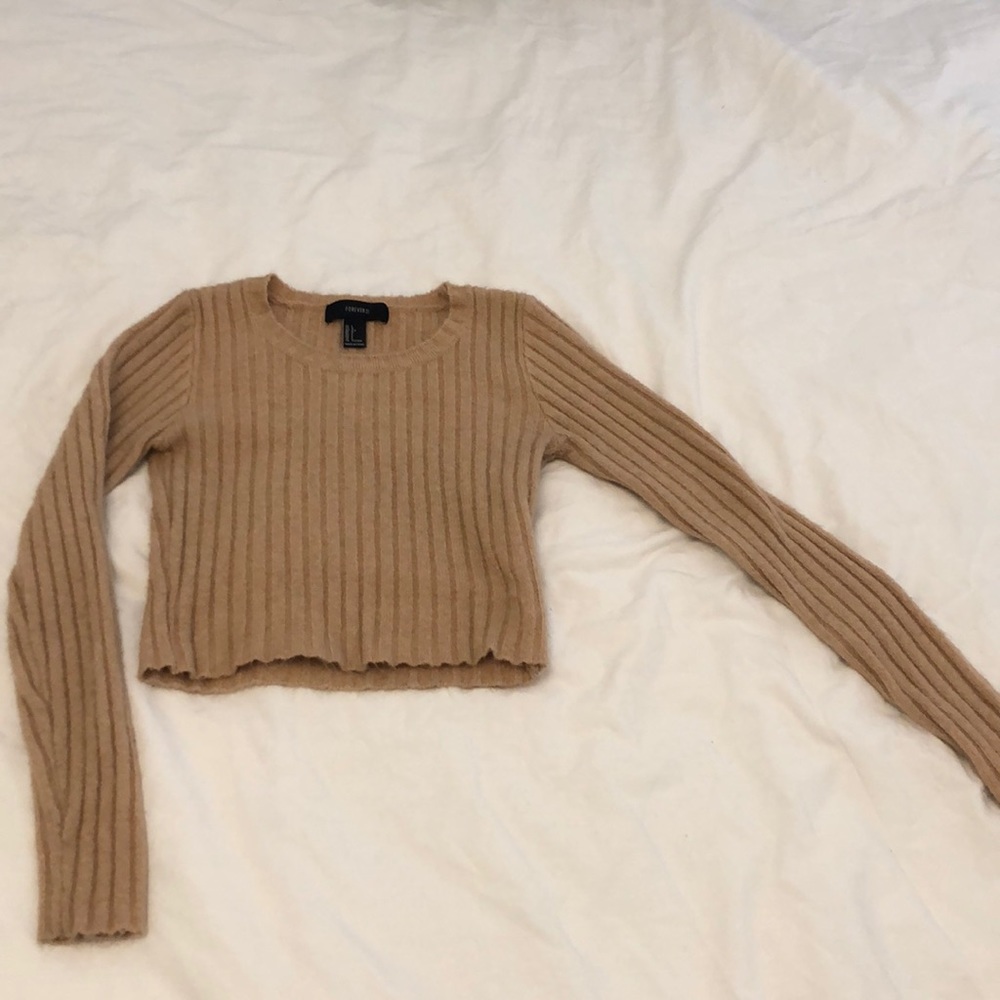 Cropped long sleeve shirt